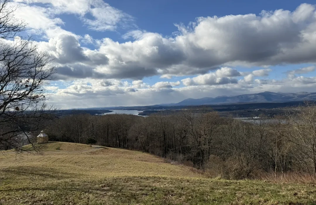 View east from the Overlook Mountain spur, above Phoenicia